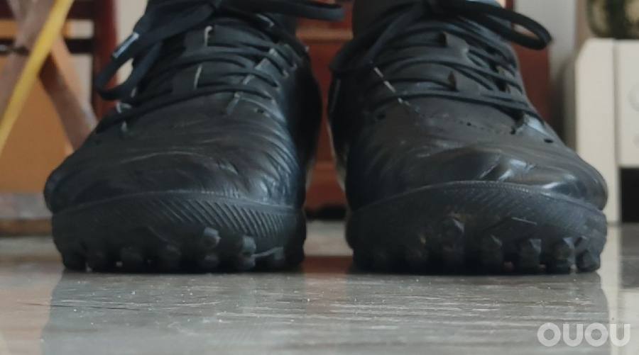 李宁铁系列 SE 足球鞋，我自己的一些看法、改造。