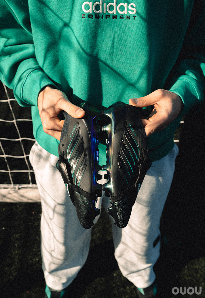 阿迪达斯携 Predator EQT 战靴重磅回归,重拾 90 年代足球情怀