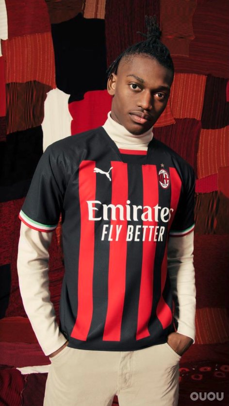 红黑，才是米兰  PUMA正式发布2022/23赛季AC米兰主场球衣