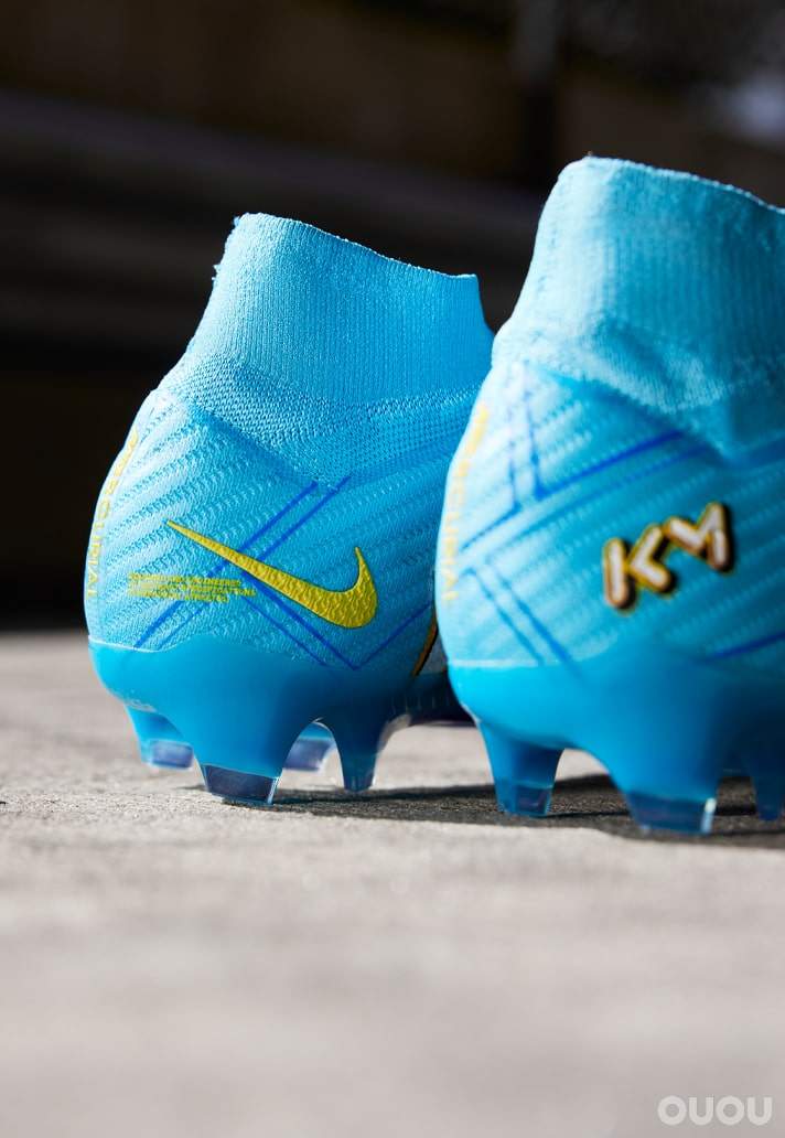 耐克为姆巴佩推出全新Mercurial Superfly IX签名足球鞋