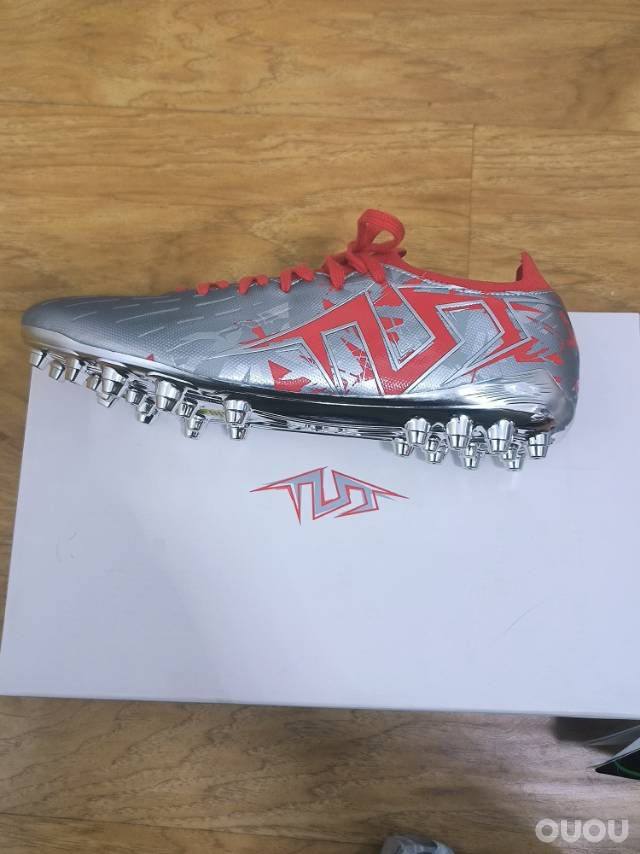 蛮可惜的一双鞋