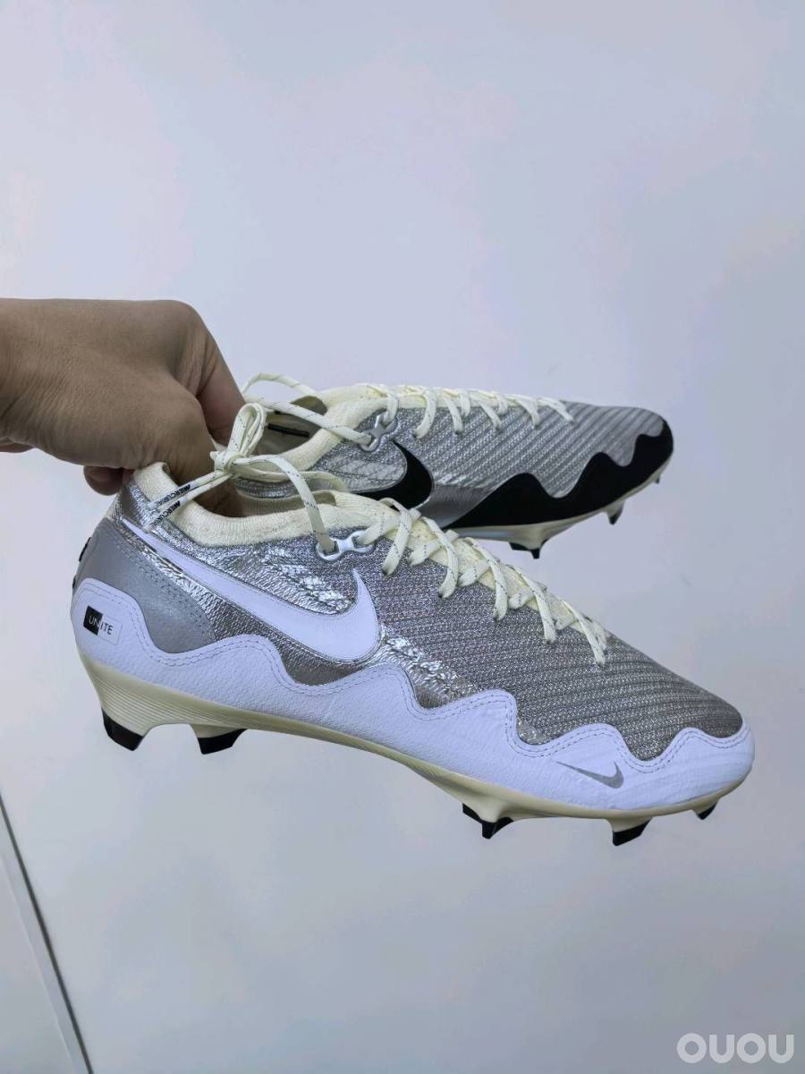 球鞋是个艺术品,这次联名真不错