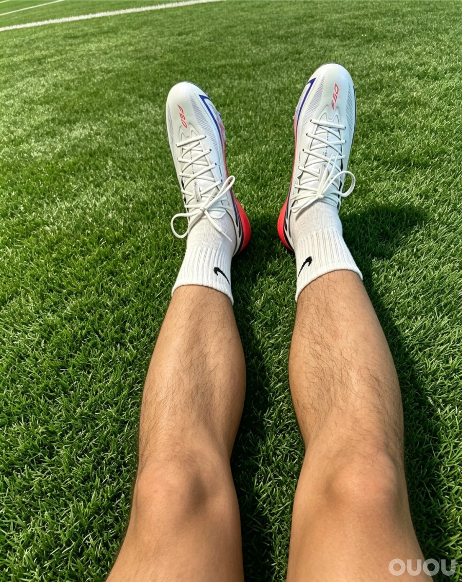 F50 Hyperfast Elite 系带AG首测