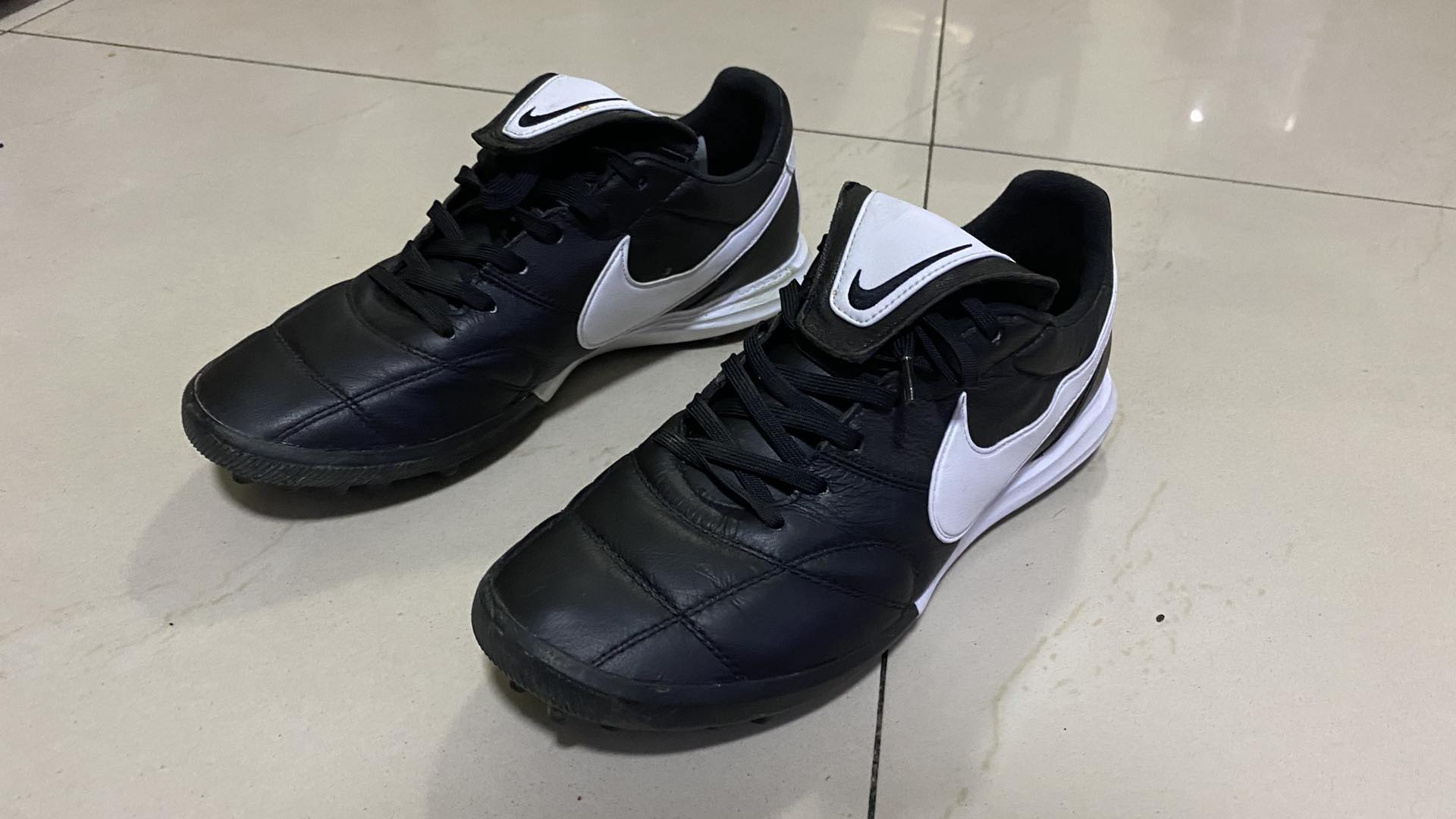 Nike Premier 2.0 TF 顶级袋鼠皮足球鞋 249元【包顺丰】